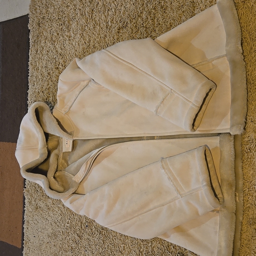 Cream Colored fur lined Maurices Coat, xxl